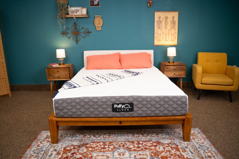 Puffy Cloud mattress in the Sleep Advisor studio