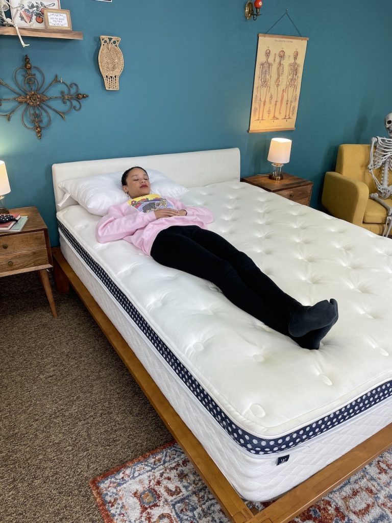 WinkBed lightweight back sleeper test